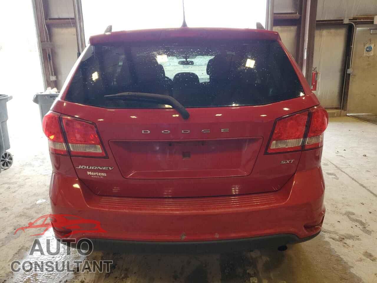 DODGE JOURNEY 2015 - 3C4PDCBB8FT572352