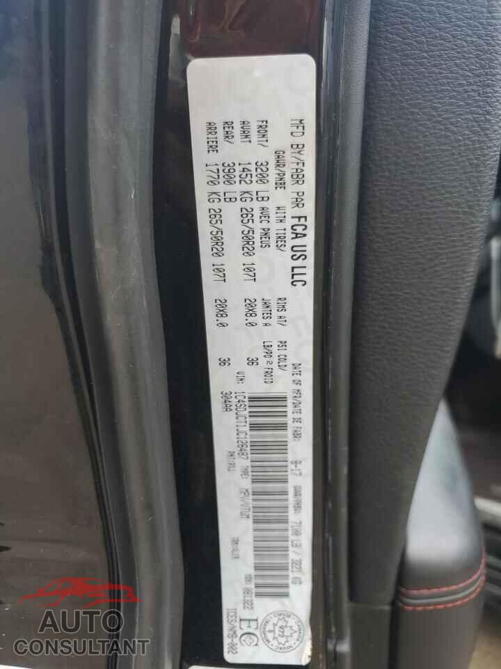 DODGE DURANGO 2018 - 1C4SDJCT1JC126487