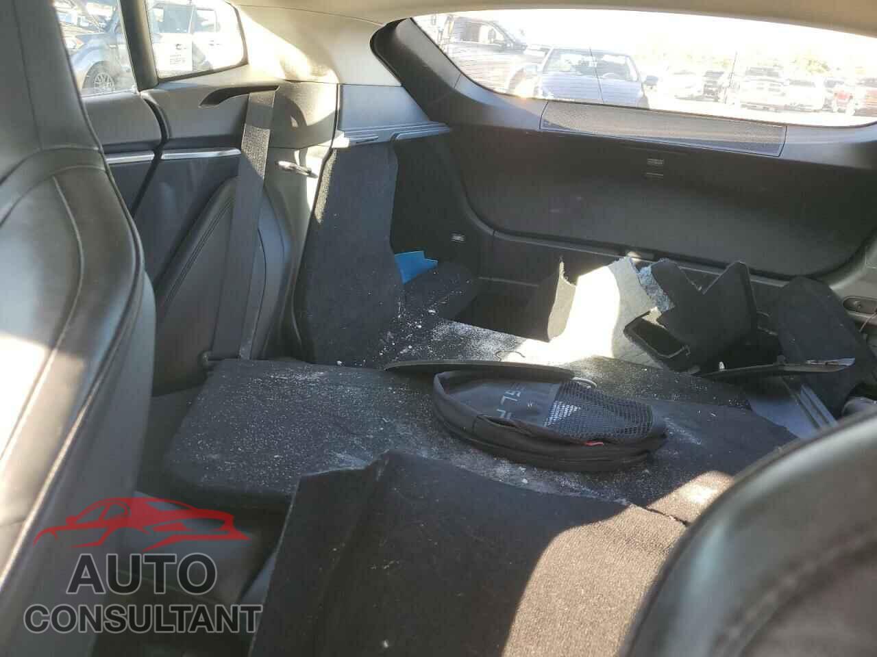TESLA MODEL S 2013 - 5YJSA1CN4DFP14644