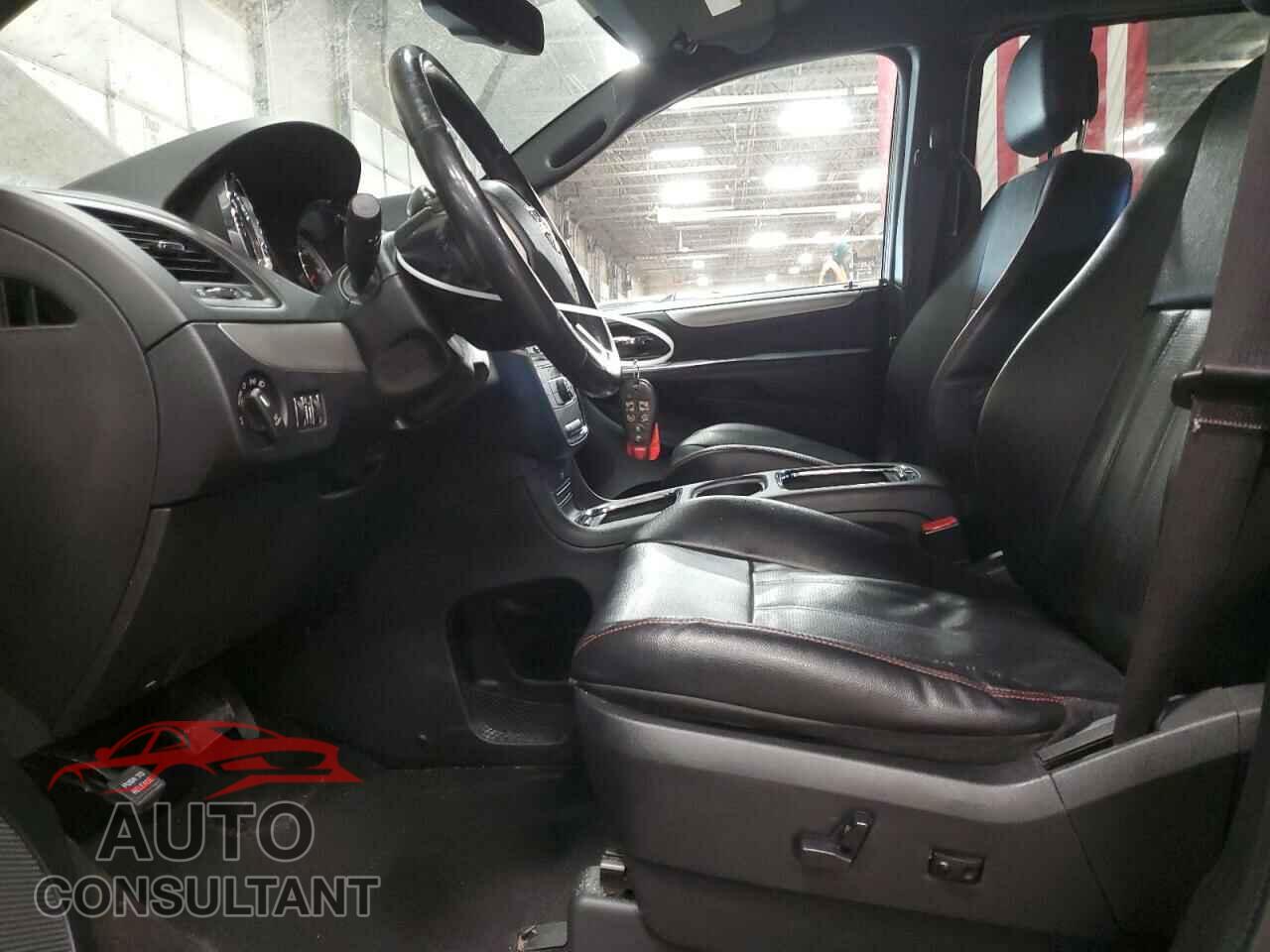 DODGE CARAVAN 2015 - 2C4RDGEG2FR511153