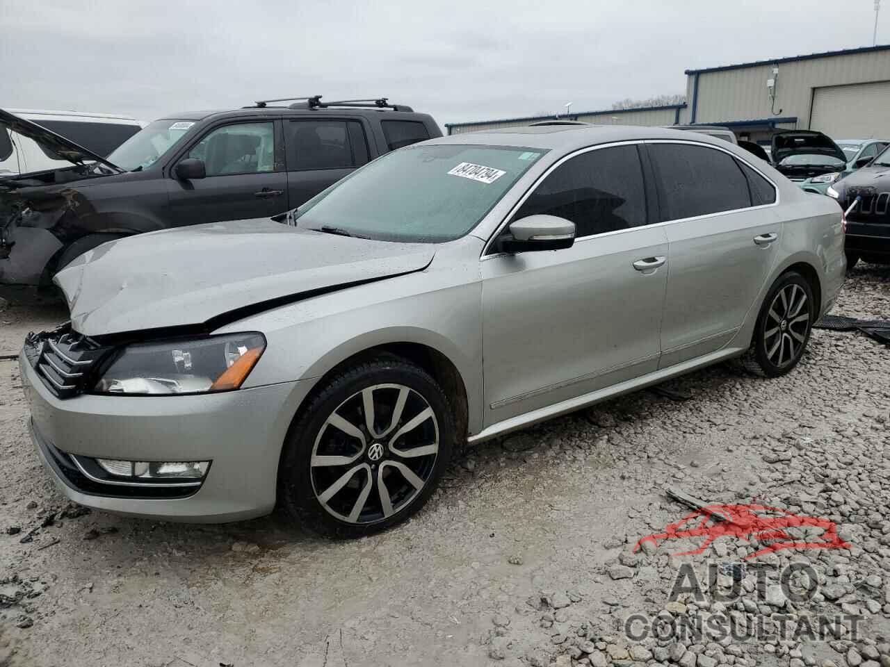 VOLKSWAGEN PASSAT 2013 - 1VWCN7A39DC036884