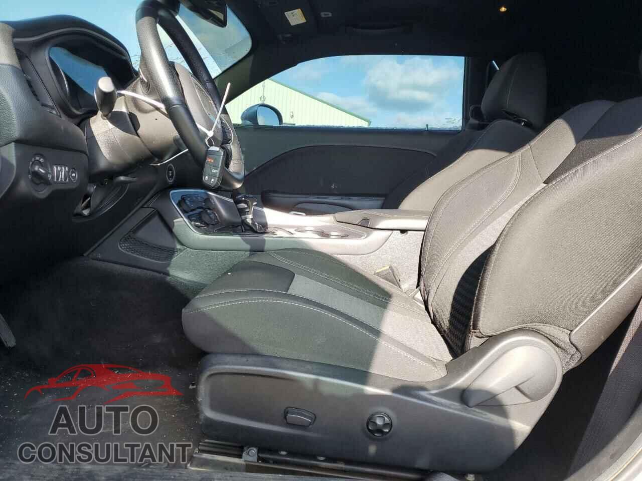 DODGE CHALLENGER 2018 - 2C3CDZBT0JH131069