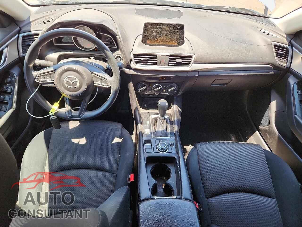 MAZDA 3 2017 - 3MZBN1U70HM101553