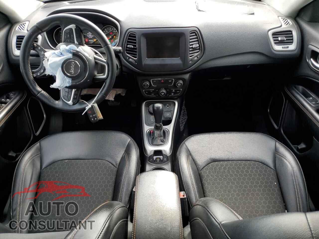 JEEP COMPASS 2019 - 3C4NJDBB6KT672675