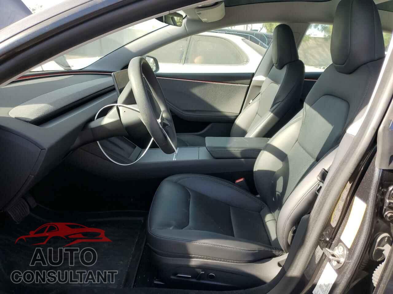 TESLA MODEL 3 2024 - 5YJ3E1EA3RF721577