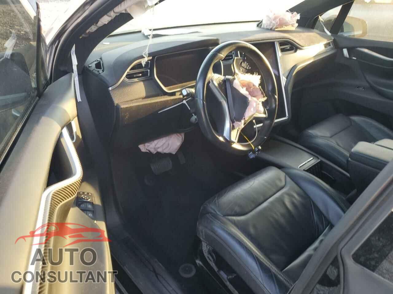 TESLA MODEL X 2017 - 5YJXCBE23HF039349