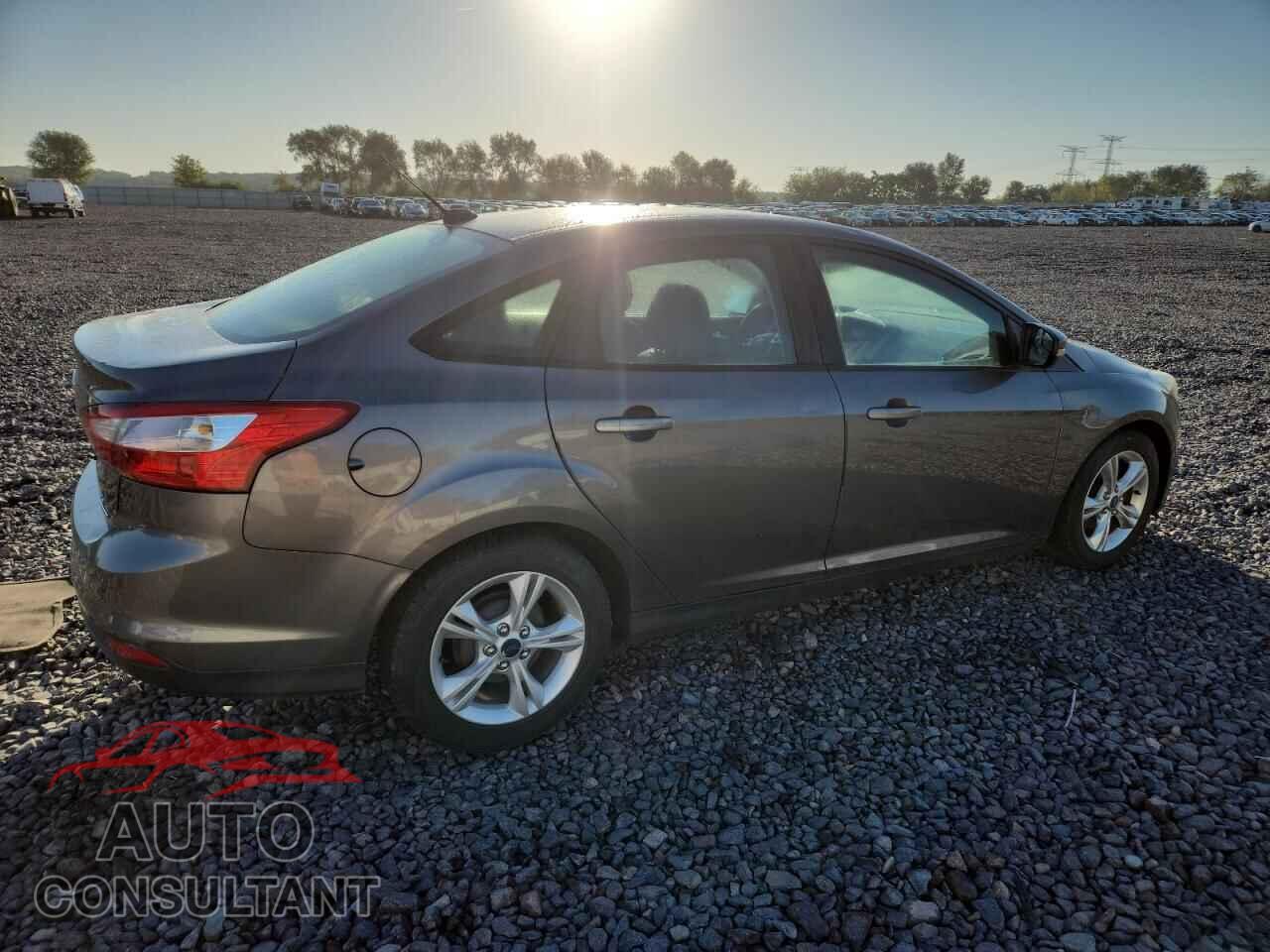 FORD FOCUS 2014 - 1FADP3F23EL239173