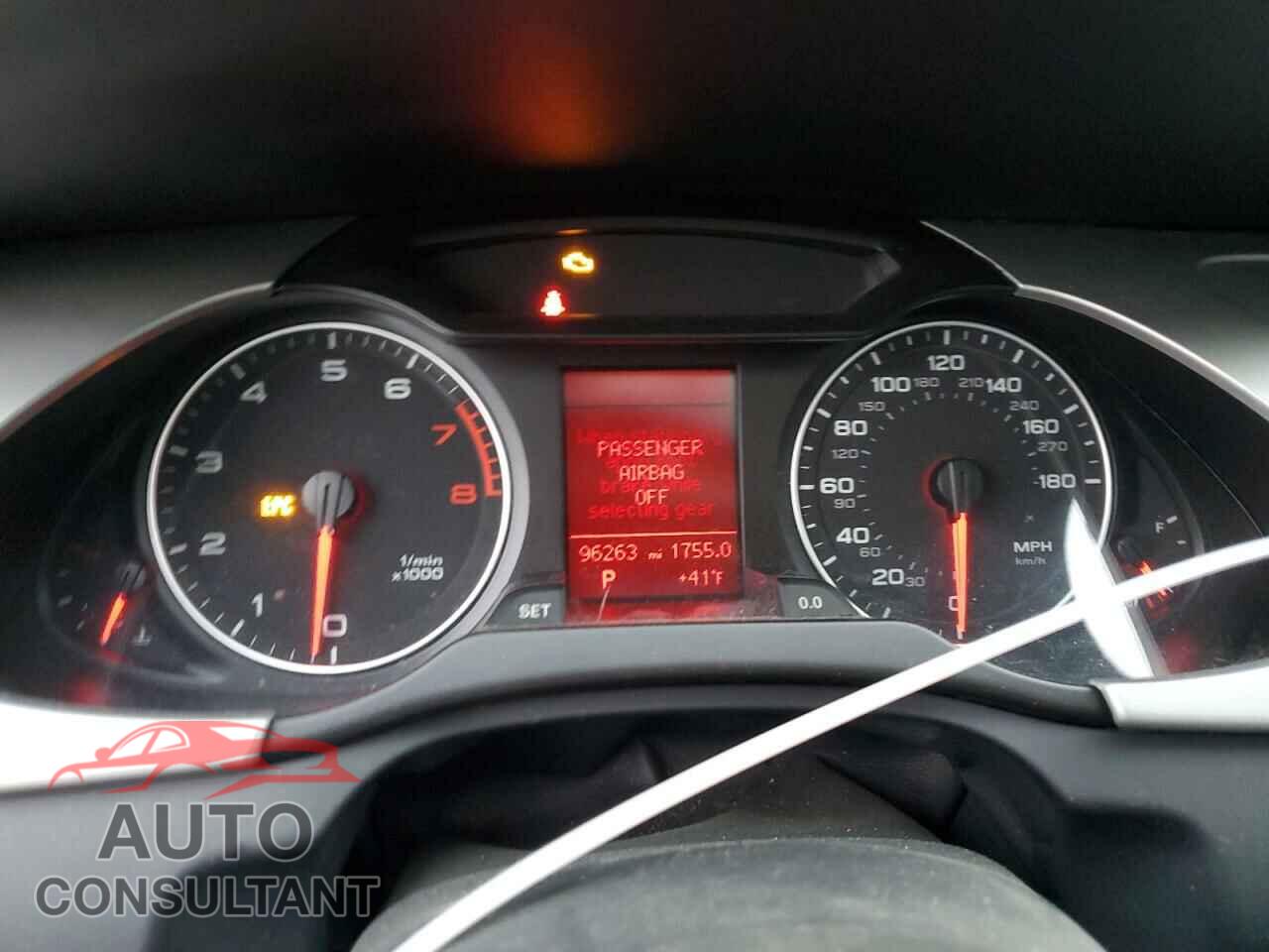 AUDI A4 2011 - WAUBFAFL6BN040584