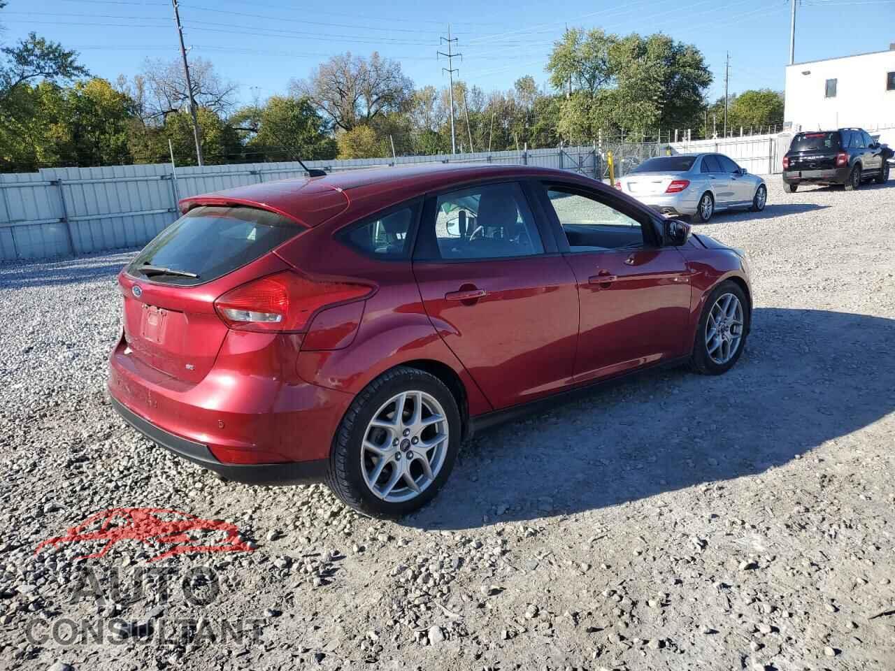 FORD FOCUS 2015 - 1FADP3K27FL333662