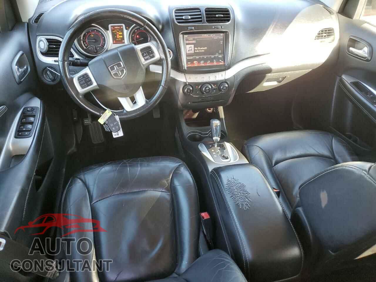 DODGE JOURNEY 2015 - 3C4PDCBB1FT756290