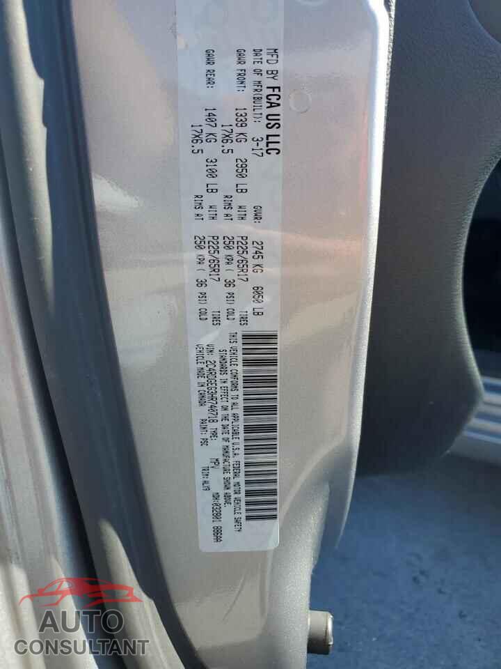 DODGE CARAVAN 2017 - 2C4RDGEG3HR740718