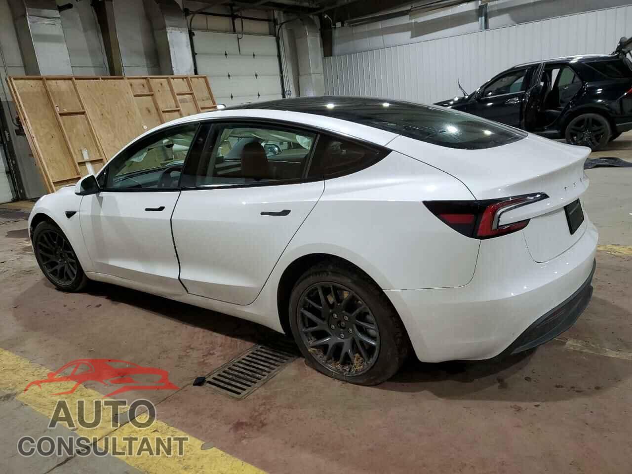 TESLA MODEL 3 2024 - 5YJ3E1EB6RF770801