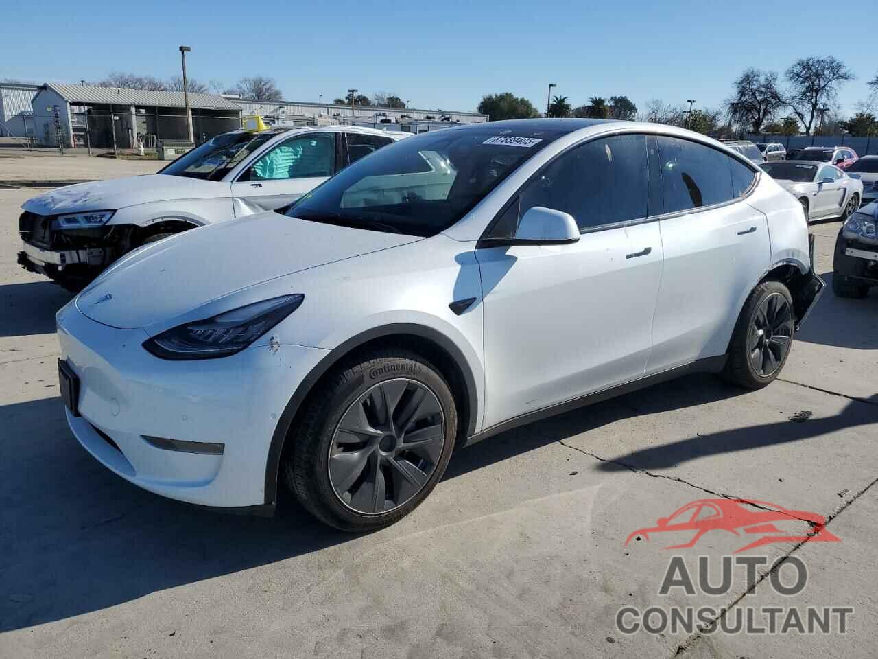 TESLA MODEL Y 2020 - 5YJYGDEE7LF051690