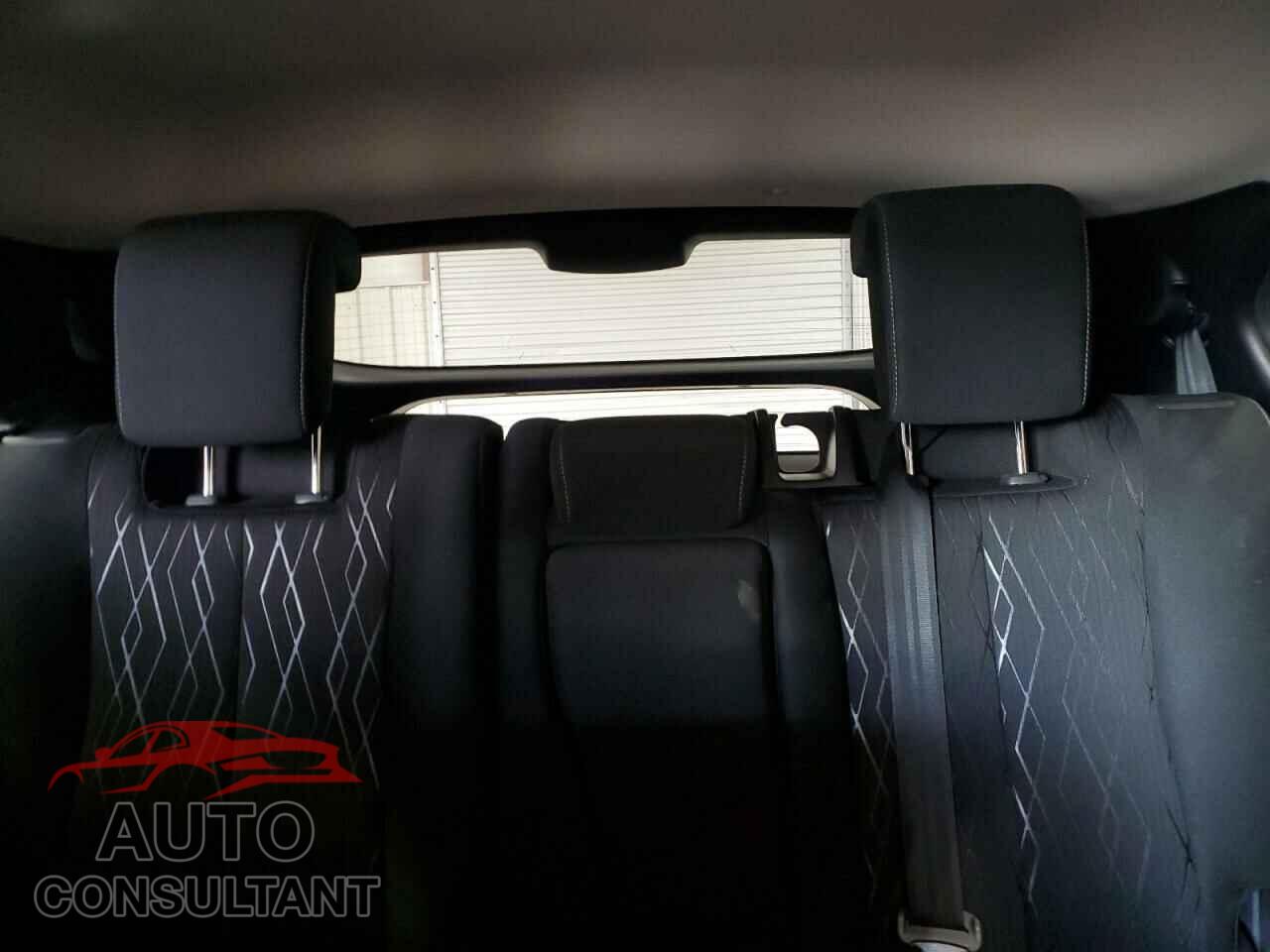 MITSUBISHI ECLIPSE 2018 - JA4AT5AA7JZ069081