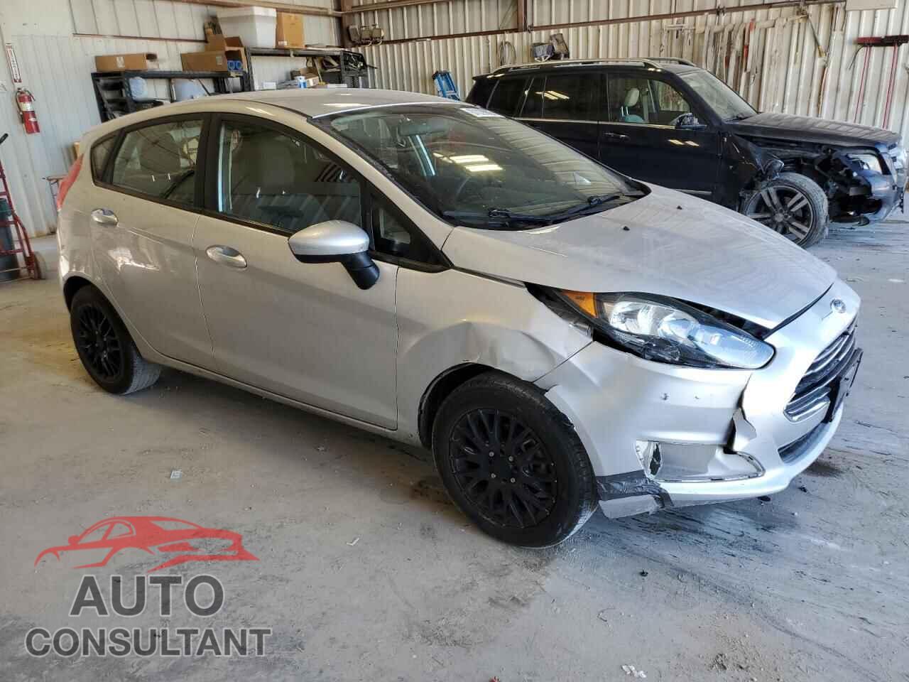 FORD FIESTA 2017 - 3FADP4EJ8HM123596