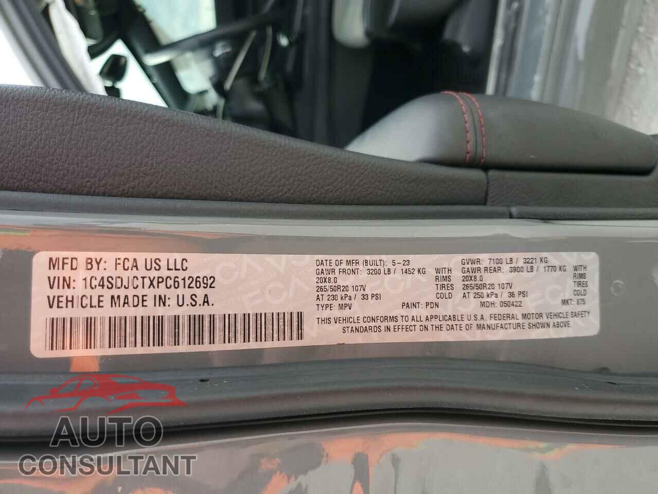 DODGE DURANGO 2023 - 1C4SDJCTXPC612692