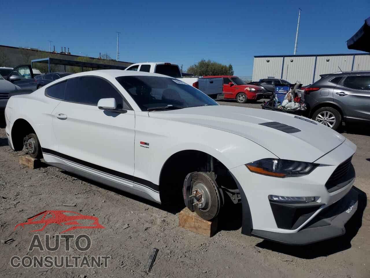 FORD MUSTANG 2018 - 1FA6P8CF6J5146935