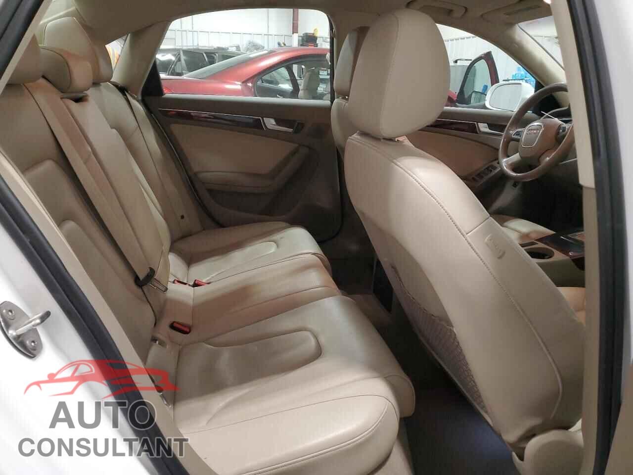 AUDI A4 2012 - WAUBFAFL7CN020037