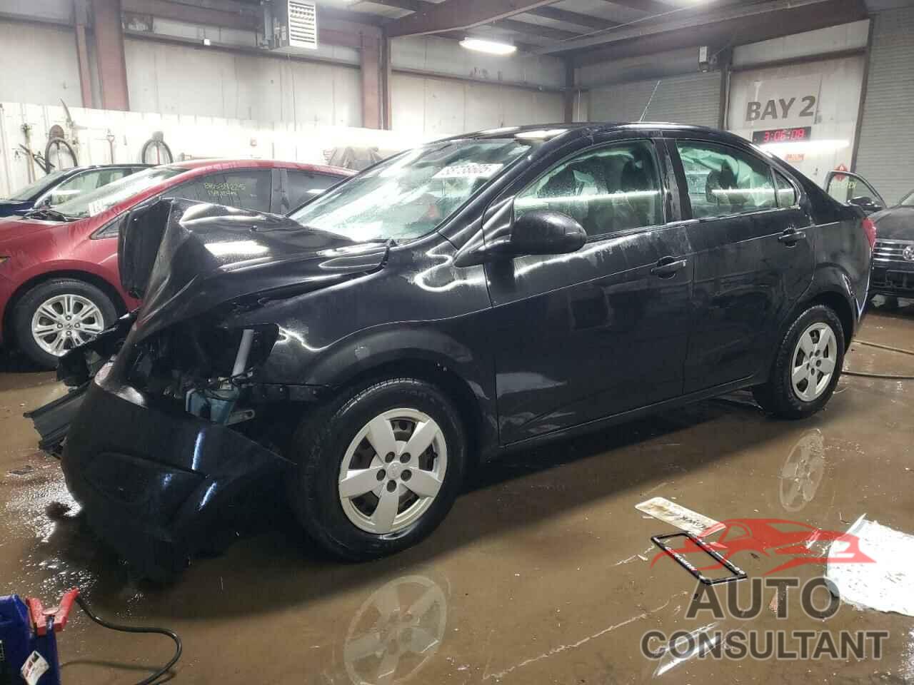 CHEVROLET SONIC 2014 - 1G1JA5SH8E4196781