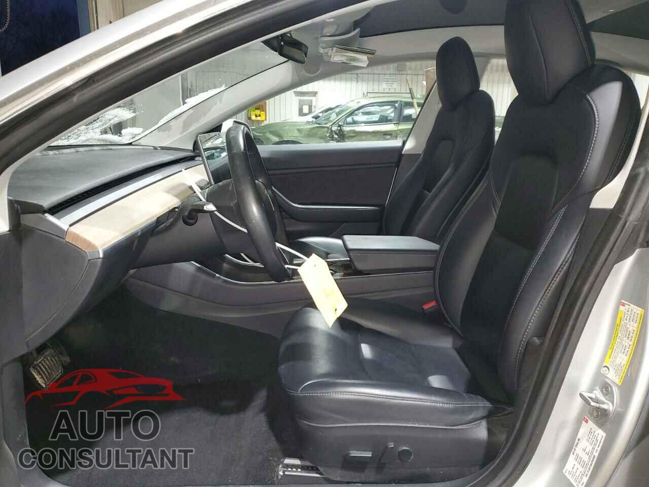 TESLA MODEL 3 2018 - 5YJ3E1EA4JF043930