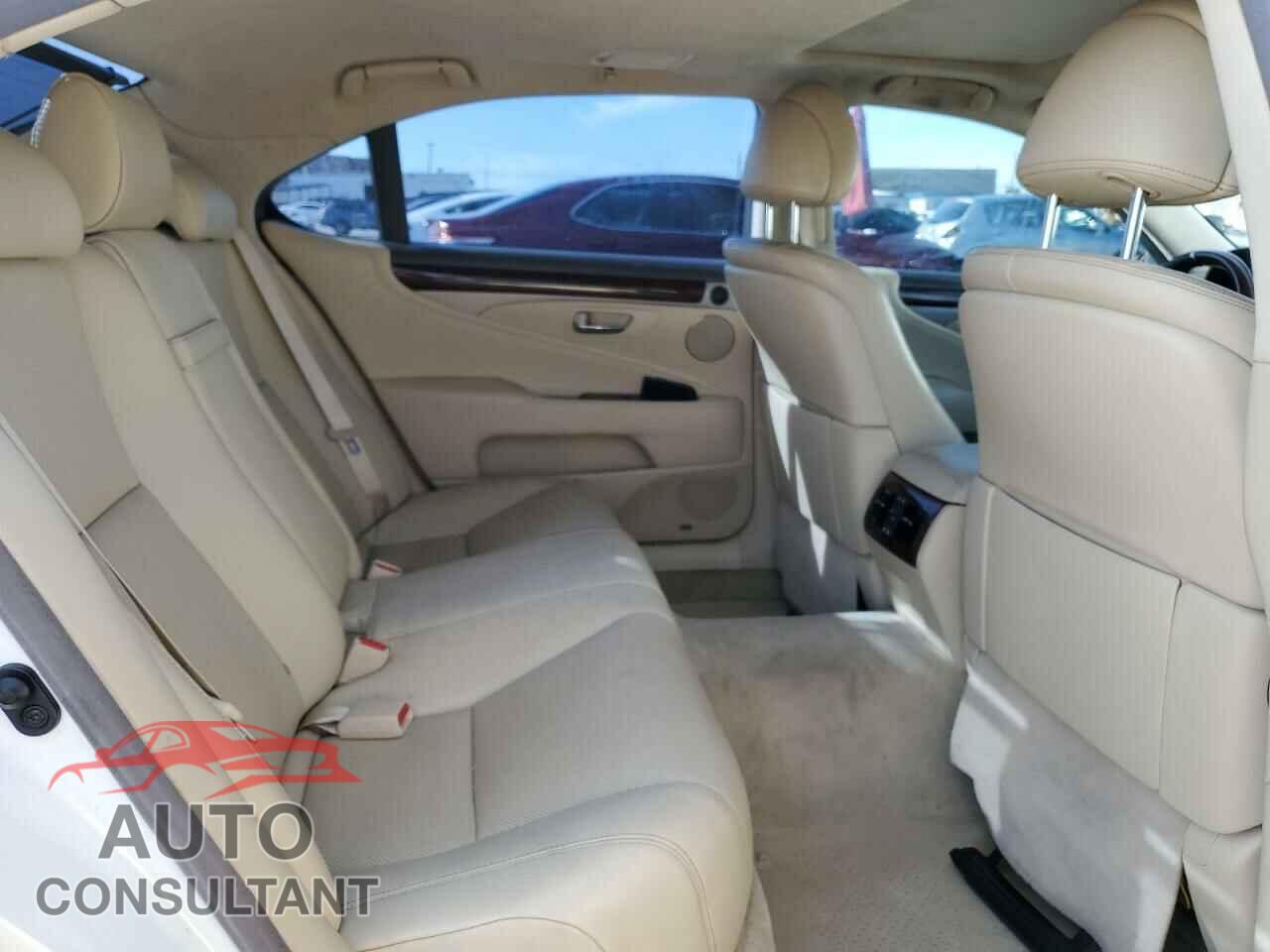 LEXUS LS460 2014 - JTHGL5EF3E5053199