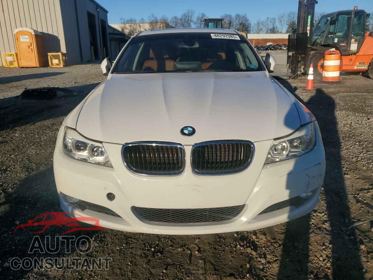 BMW 3 SERIES 2011 - WBAPH7C51BE681697