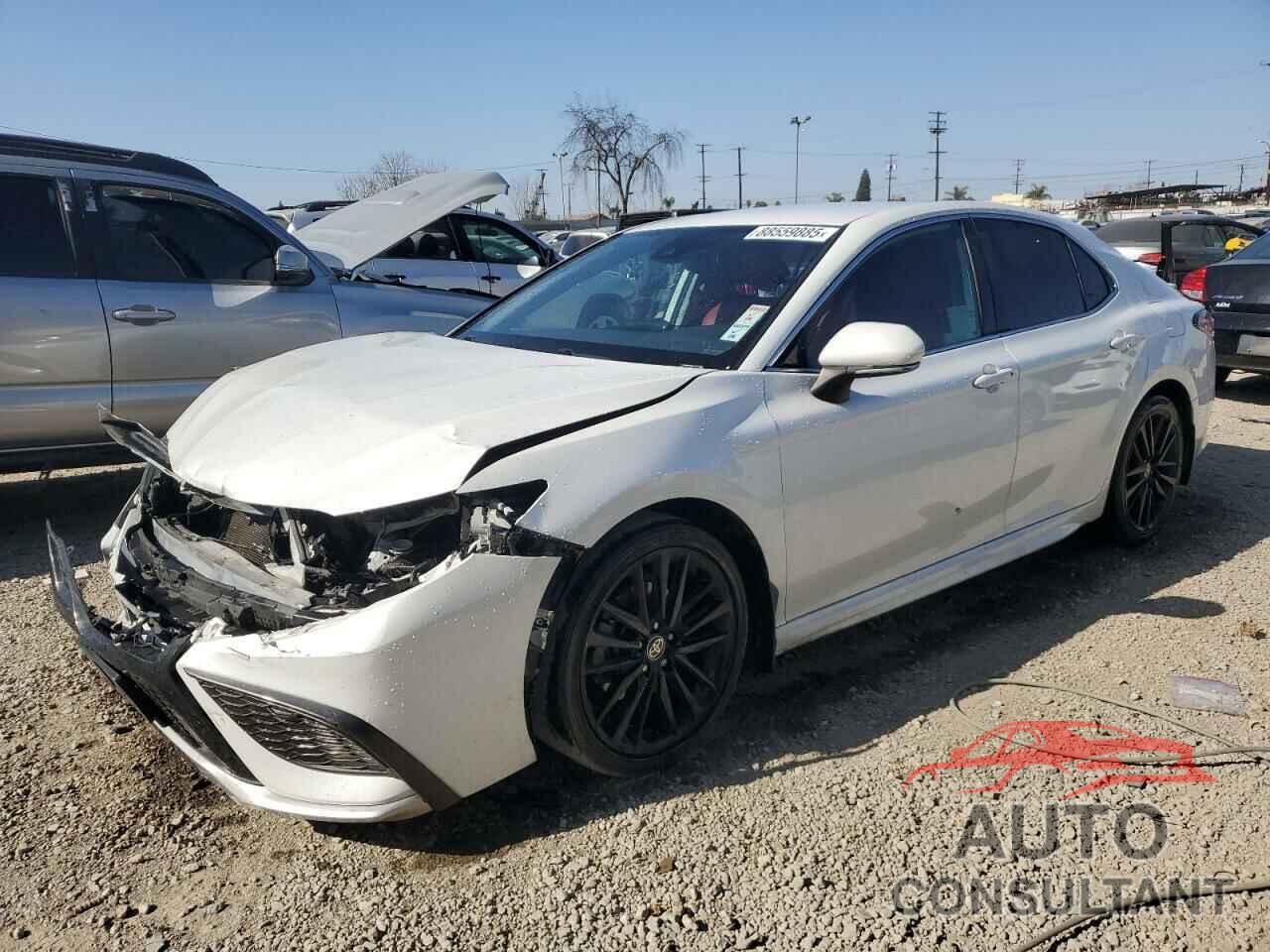 TOYOTA CAMRY 2021 - 4T1K61AK8MU587166