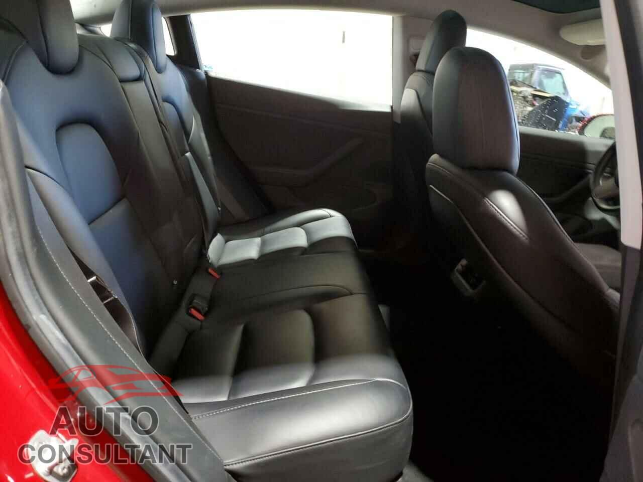 TESLA MODEL 3 2018 - 5YJ3E1EB2JF054482