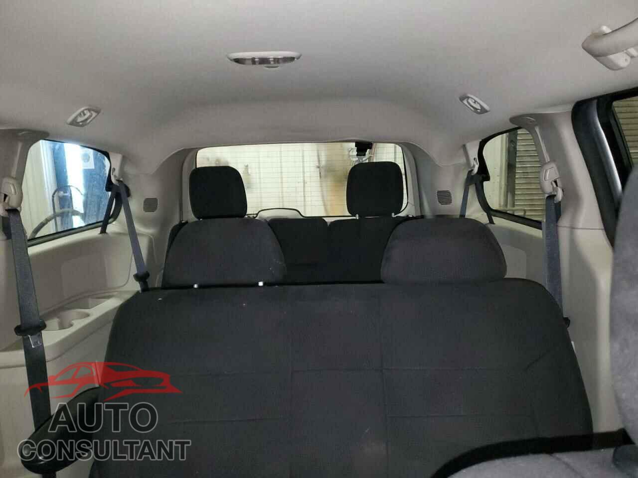 DODGE CARAVAN 2011 - 2D4RN4DG6BR673636