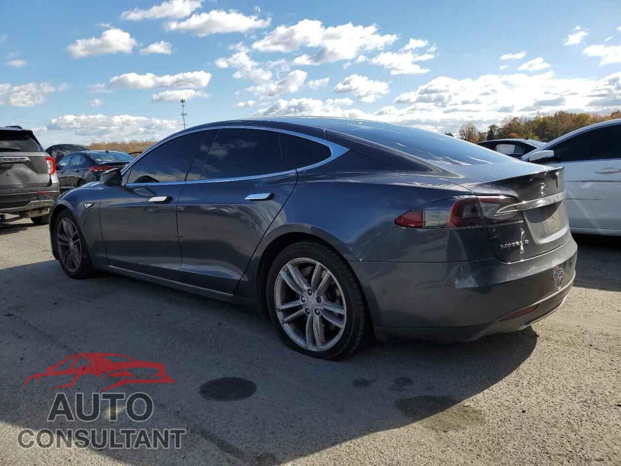 TESLA MODEL S 2015 - 5YJSA1H29FF081284