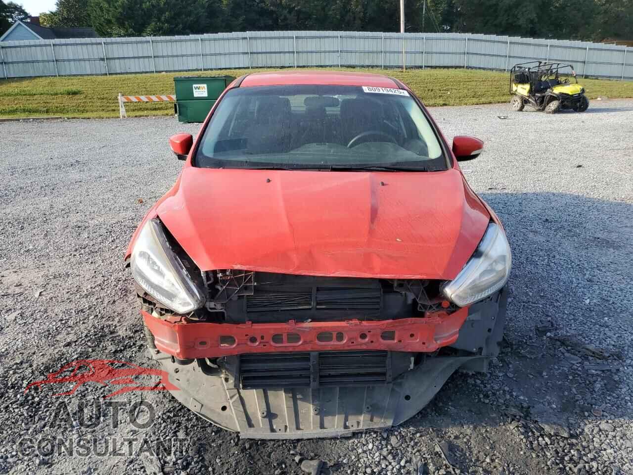 FORD FOCUS 2017 - 1FADP3F28HL300411