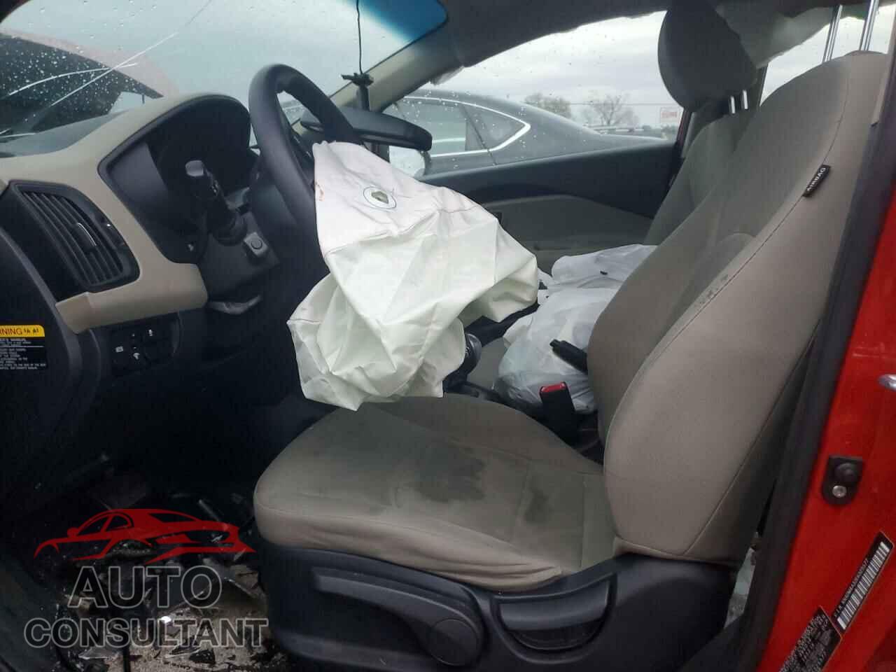 KIA RIO 2014 - KNADM4A32E6325577