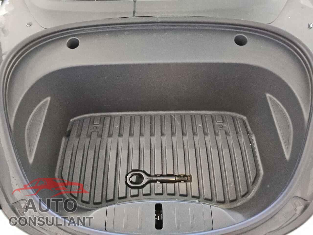 TESLA MODEL 3 2023 - 5YJ3E1EA0PF455447