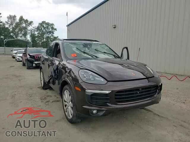 PORSCHE CAYENNE 2017 - WP1AA2A22HKA84964