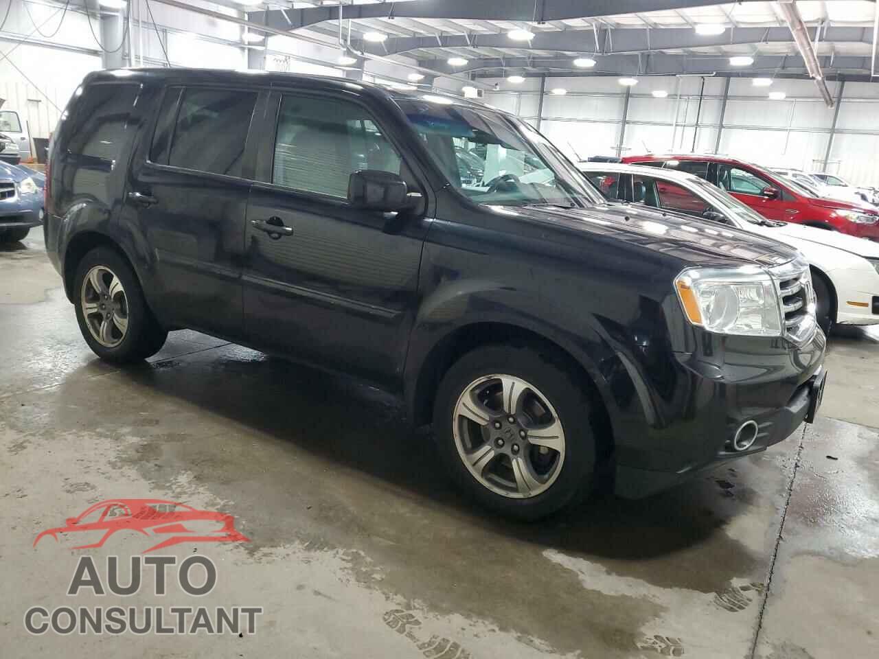 HONDA PILOT 2015 - 5FNYF4H3XFB054357