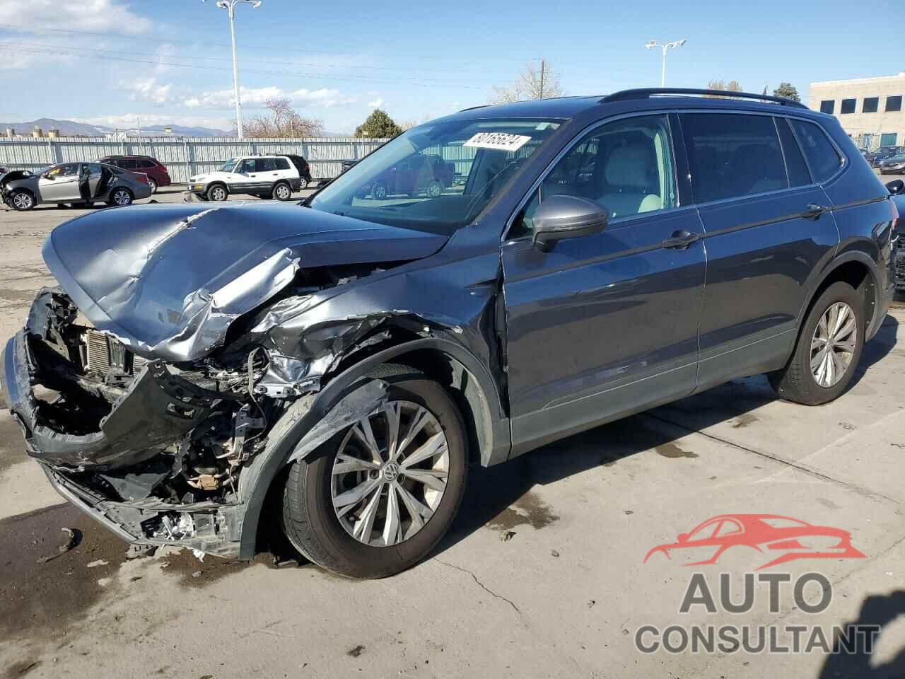 VOLKSWAGEN TIGUAN 2019 - 3VV2B7AX4KM076247