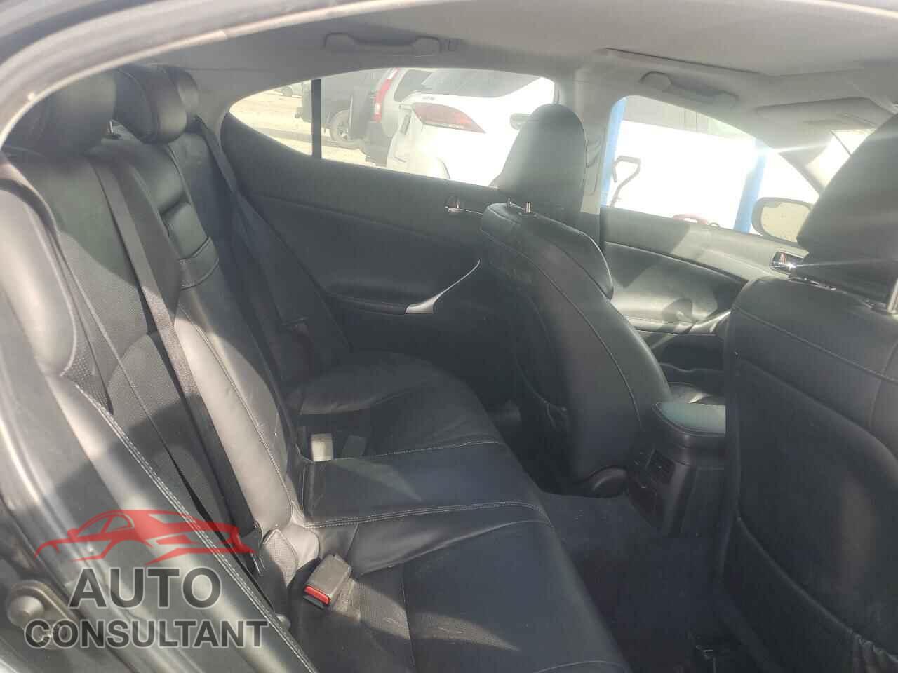 LEXUS IS 2010 - JTHBF5C2XA2095530