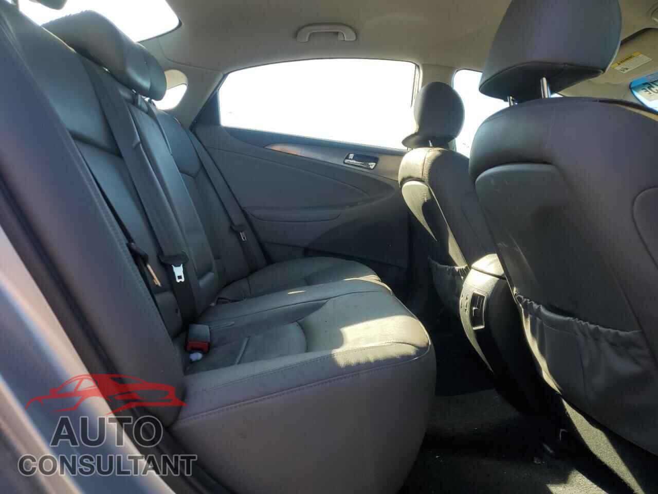 HYUNDAI SONATA 2012 - KMHEC4A44CA044762
