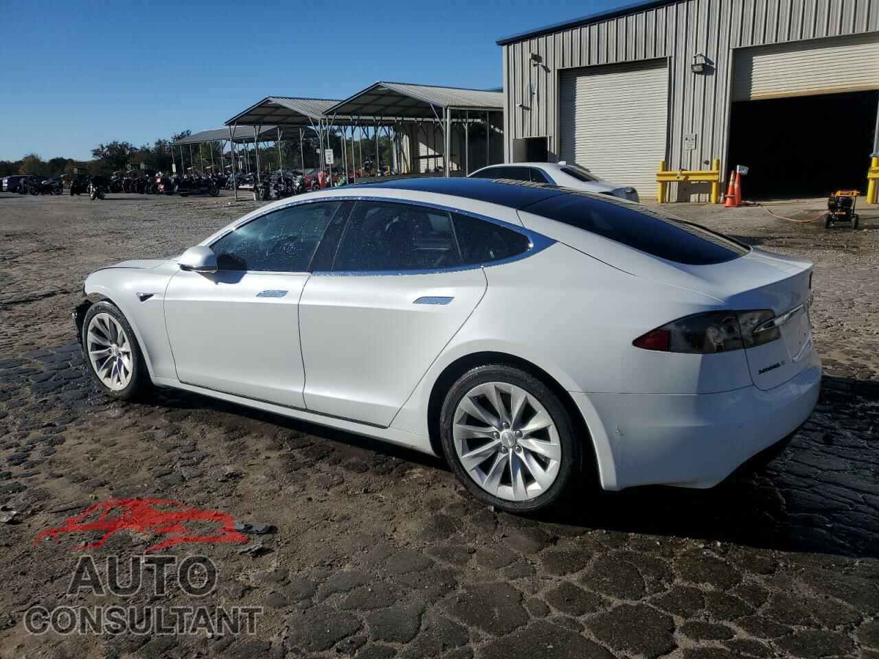 TESLA MODEL S 2017 - 5YJSA1E25HF198822