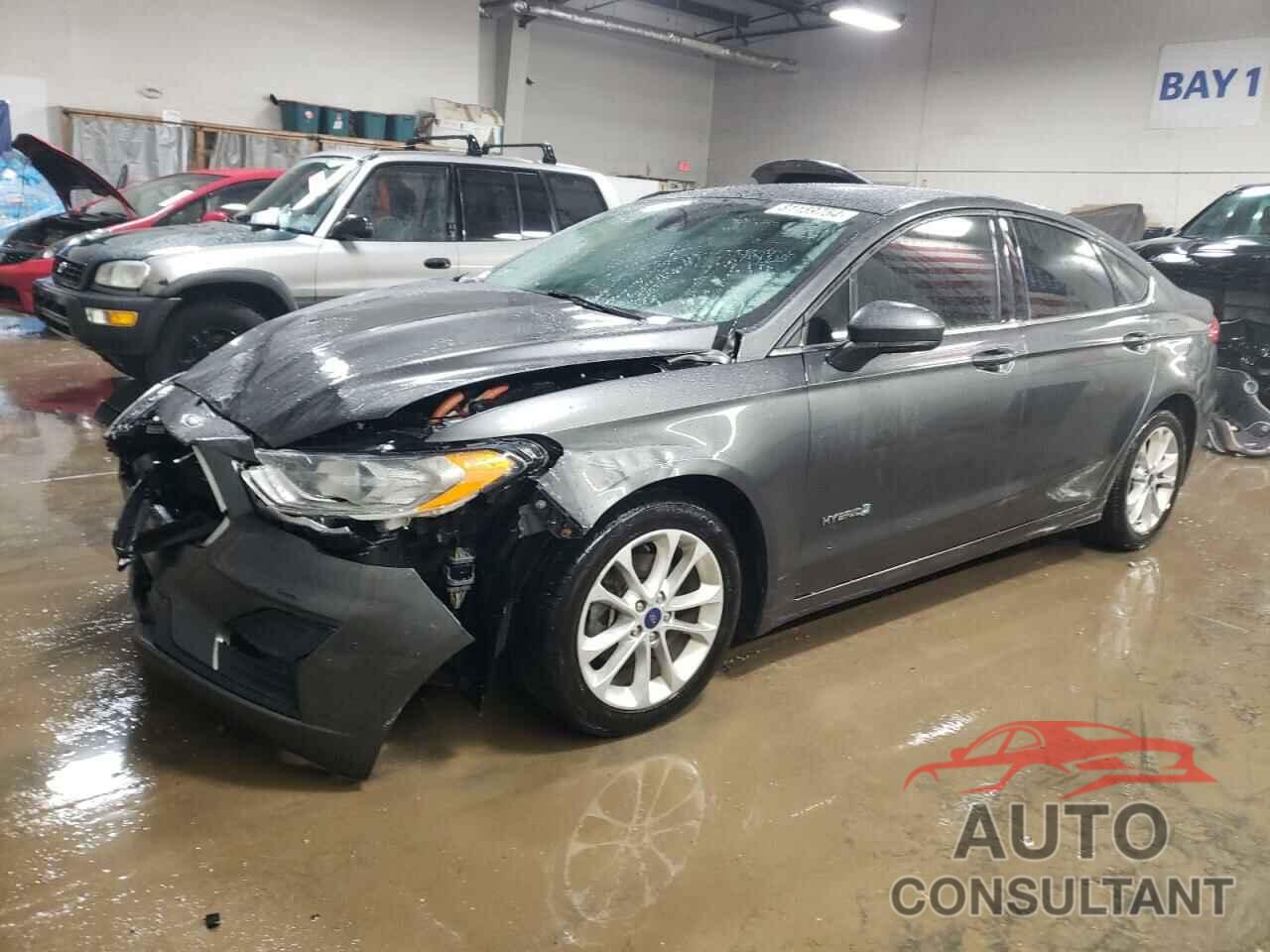 FORD FUSION 2019 - 3FA6P0LU2KR165609