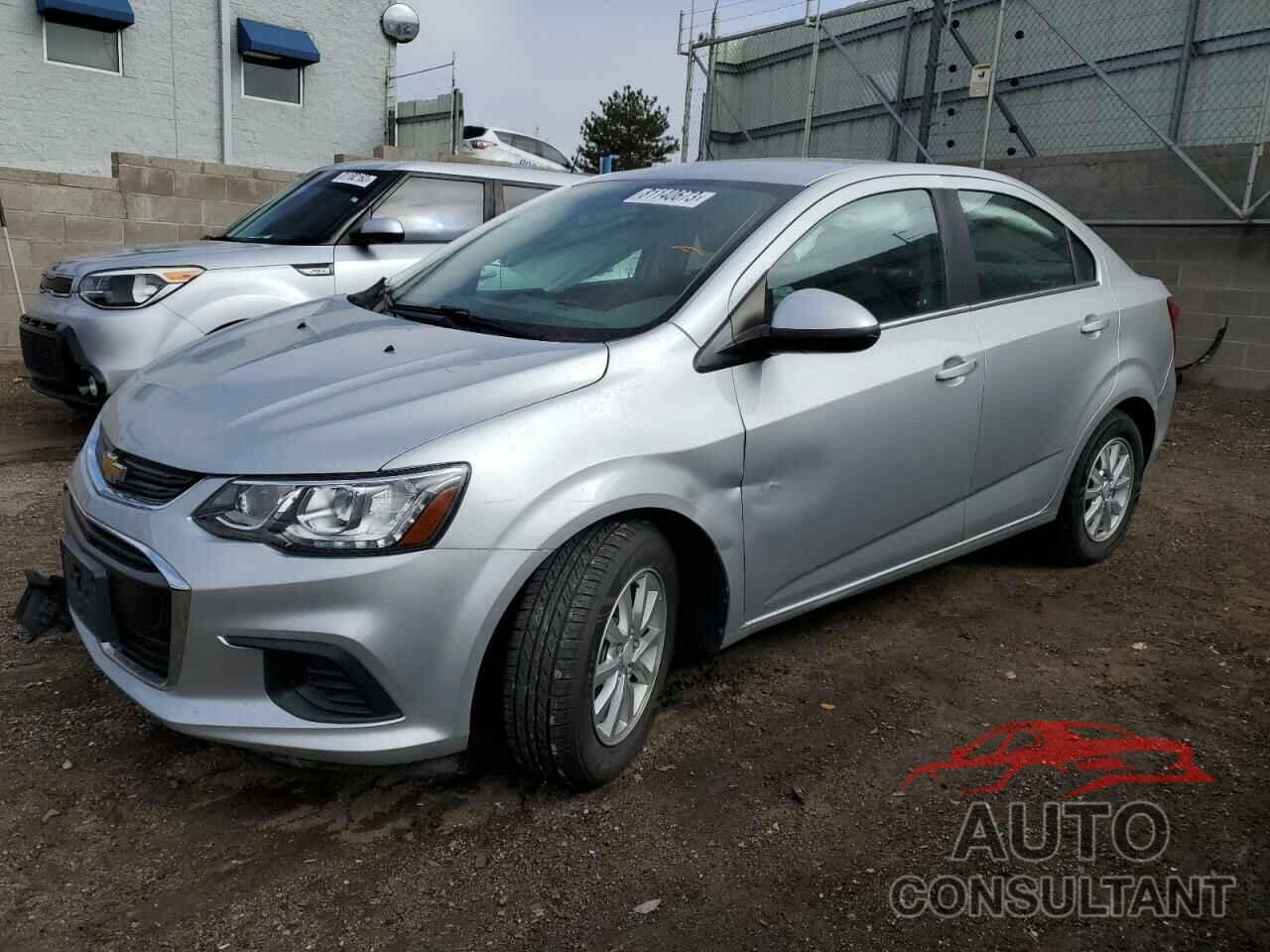 CHEVROLET SONIC 2019 - 1G1JD5SB8K4138698