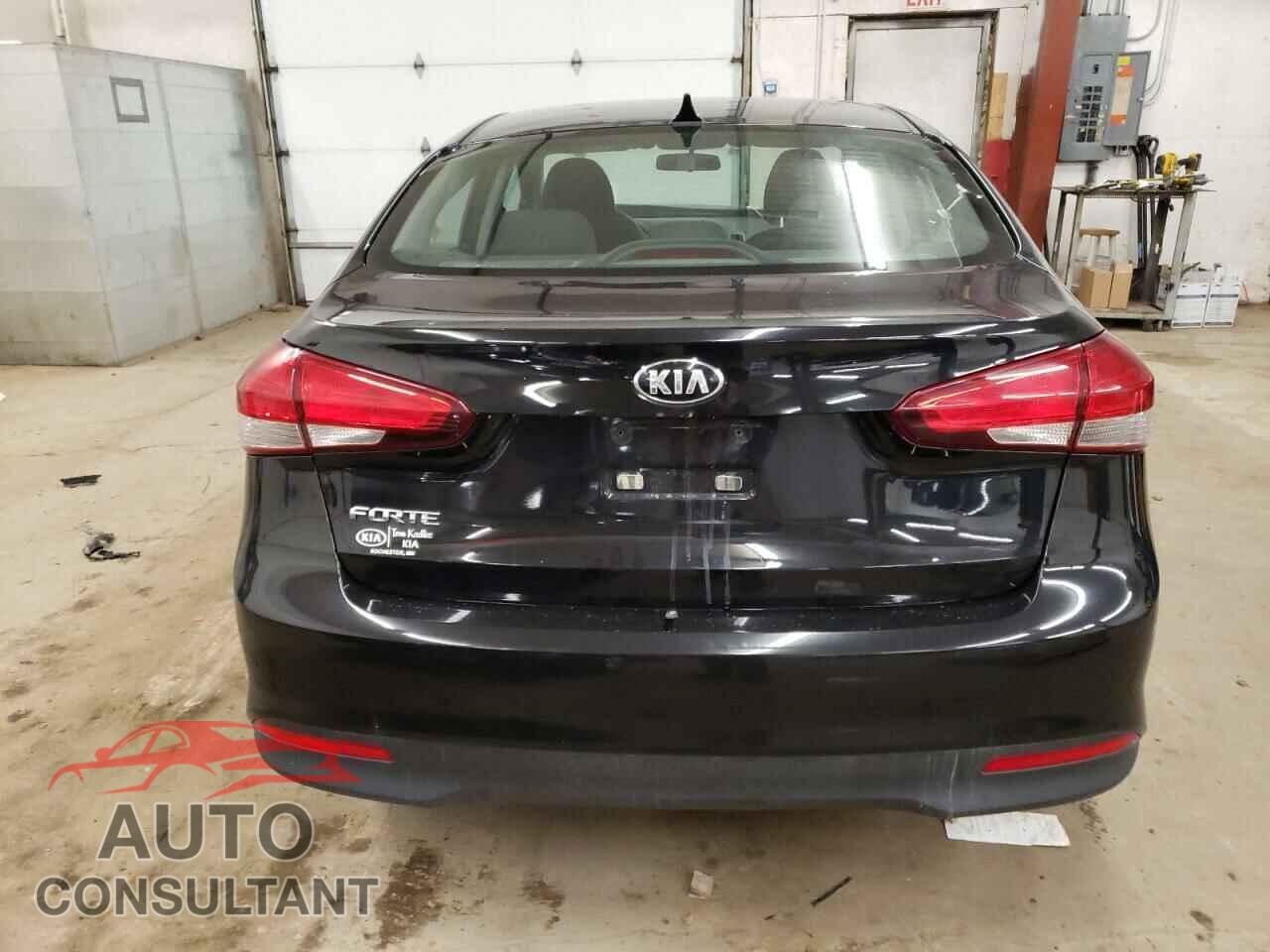 KIA FORTE 2017 - 3KPFK4A74HE148730