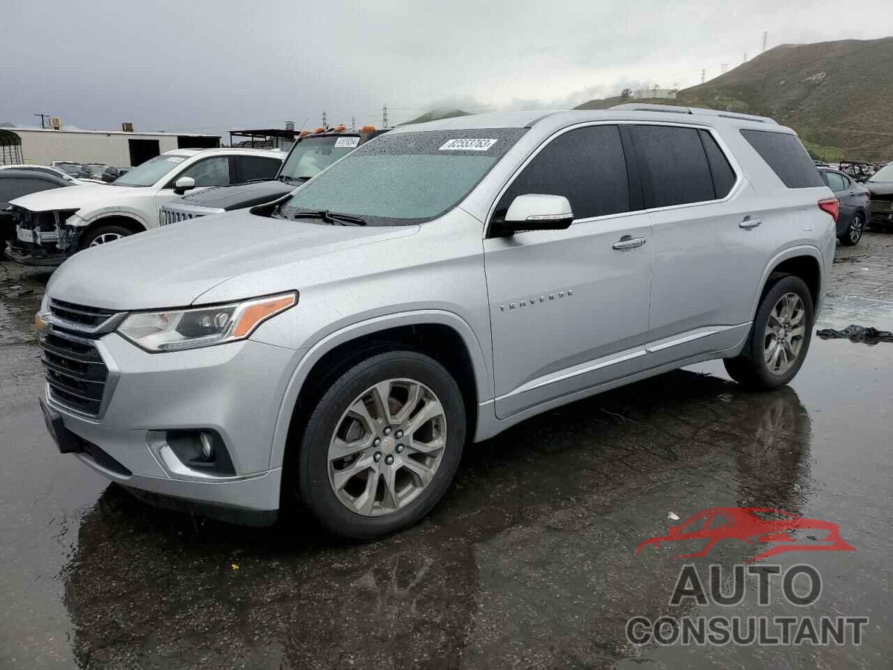 CHEVROLET TRAVERSE 2018 - 1GNERKKW3JJ181140