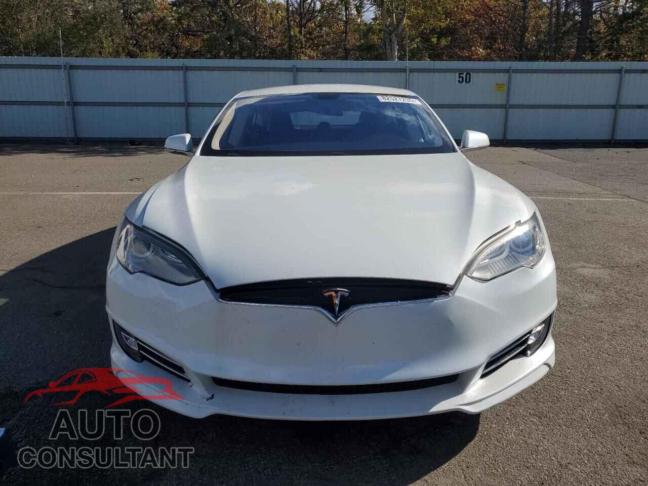 TESLA MODEL S 2013 - 5YJSA1AC1DFP10780