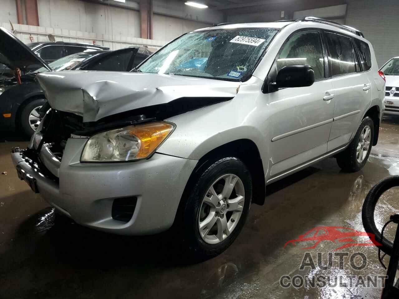 TOYOTA RAV4 2011 - JTMZK4DV2B5027639