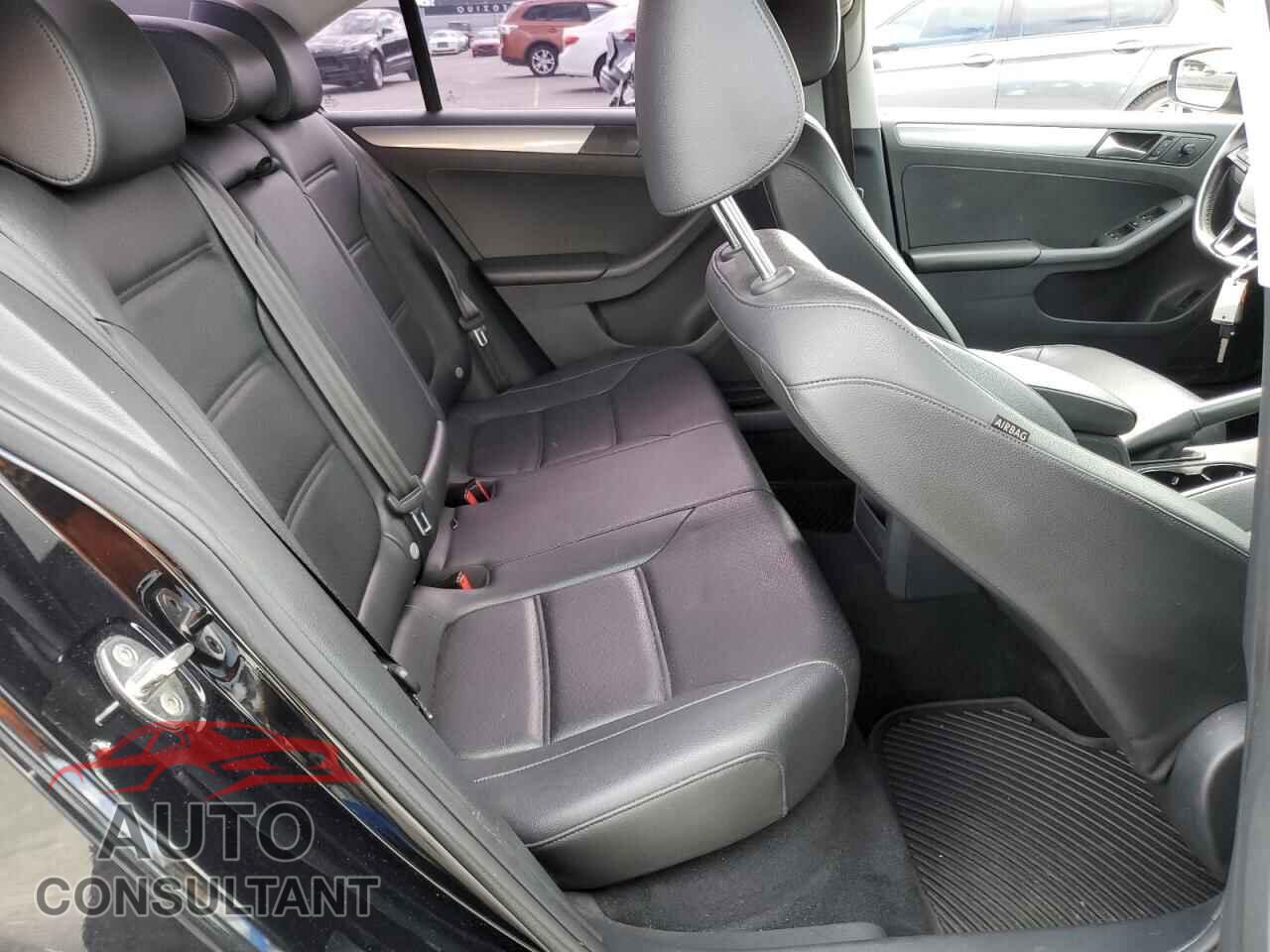 VOLKSWAGEN JETTA 2017 - 3VWDB7AJ0HM276843