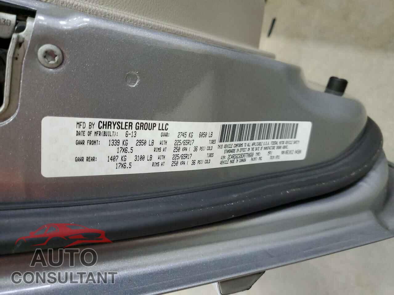 DODGE CARAVAN 2013 - 2C4RDGCG9DR770660