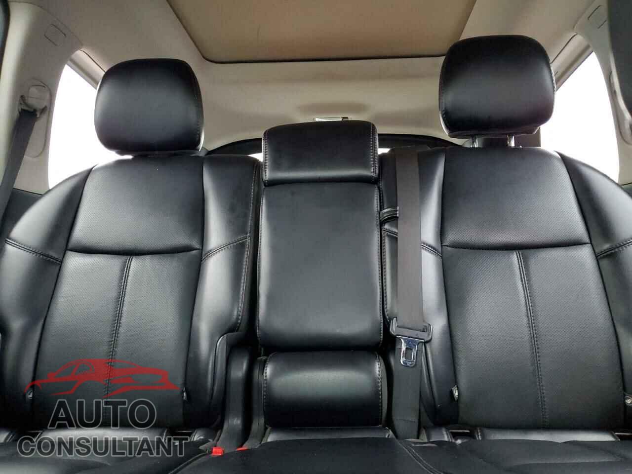 NISSAN PATHFINDER 2020 - 5N1DR2DN0LC601030