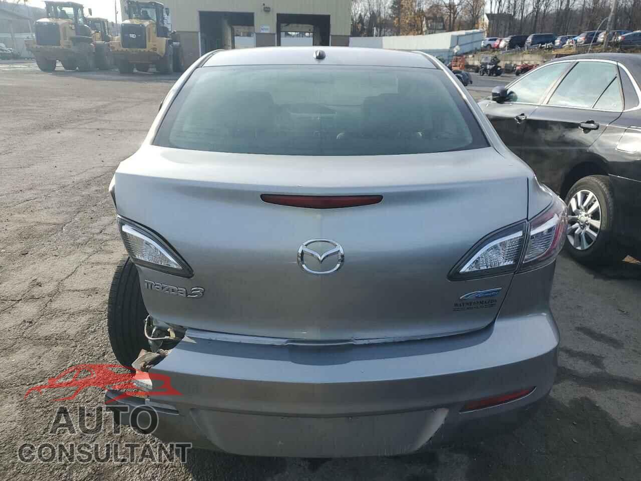MAZDA 3 2012 - JM1BL1W82C1599677