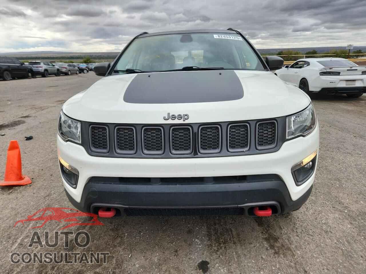 JEEP COMPASS 2018 - 3C4NJDDB3JT315630